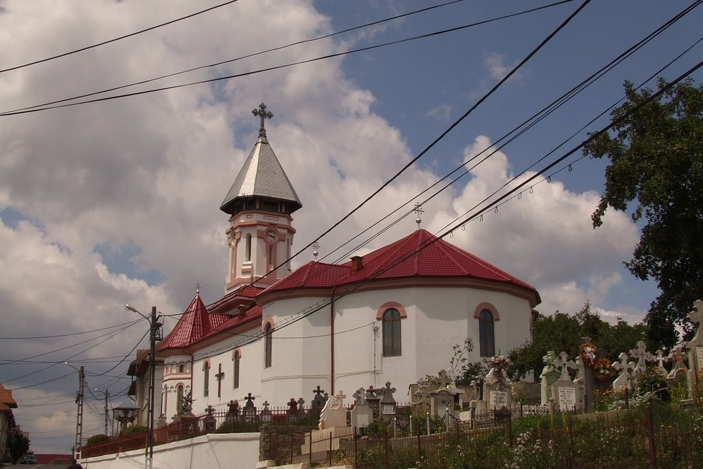 Biserica din Tantari - iulie 2008 by nelu.bodean