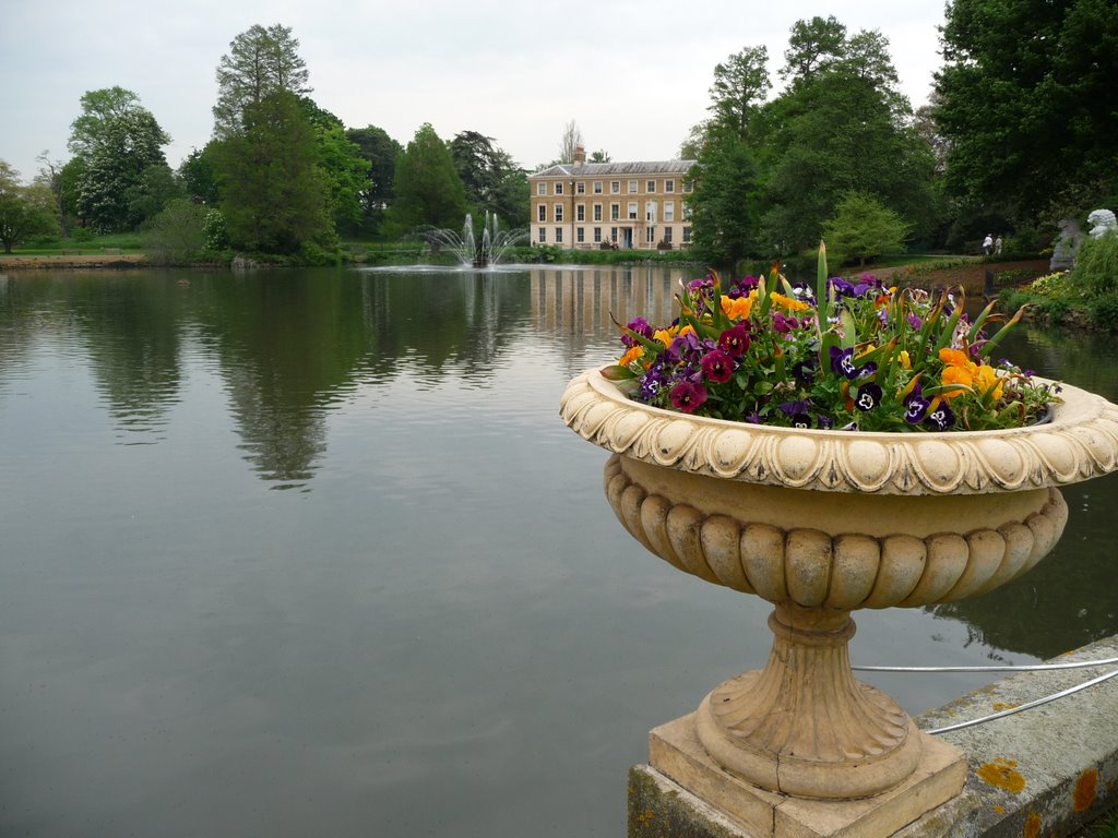 KEW Lake by Yves TREBAOL