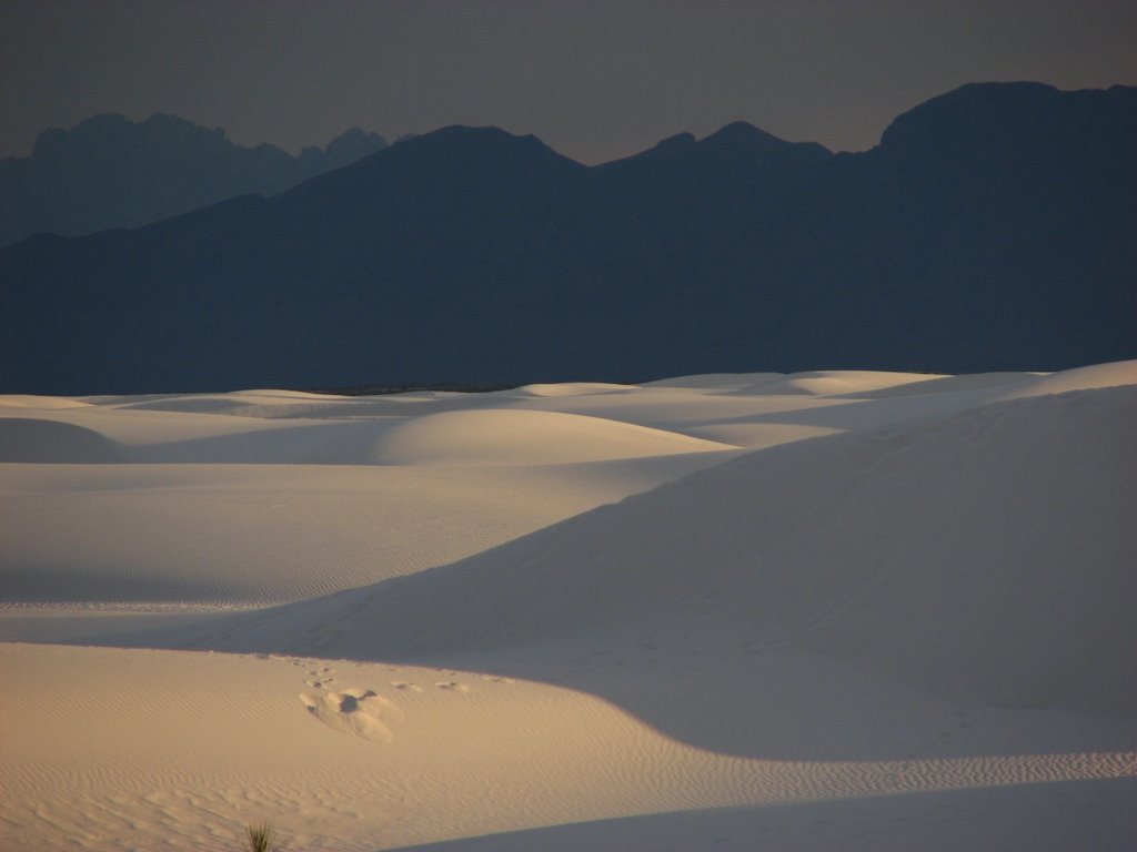 White Sands Sunset - 2008 by markellee