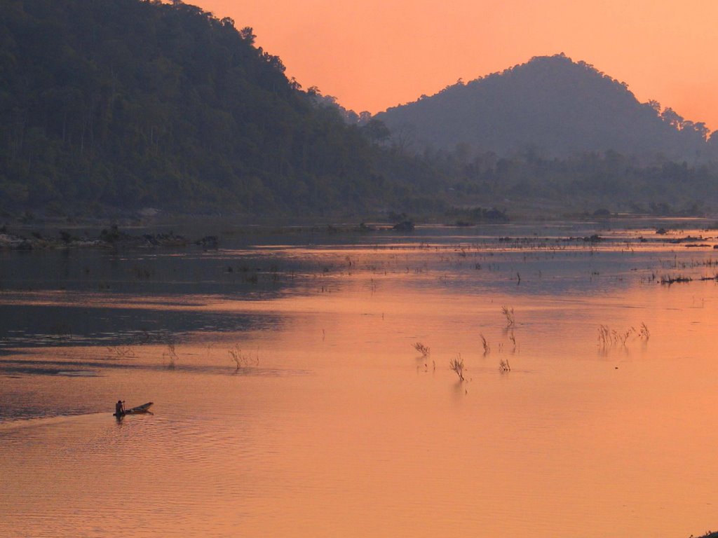 Don Khon, Mekong River by Ran Glusman