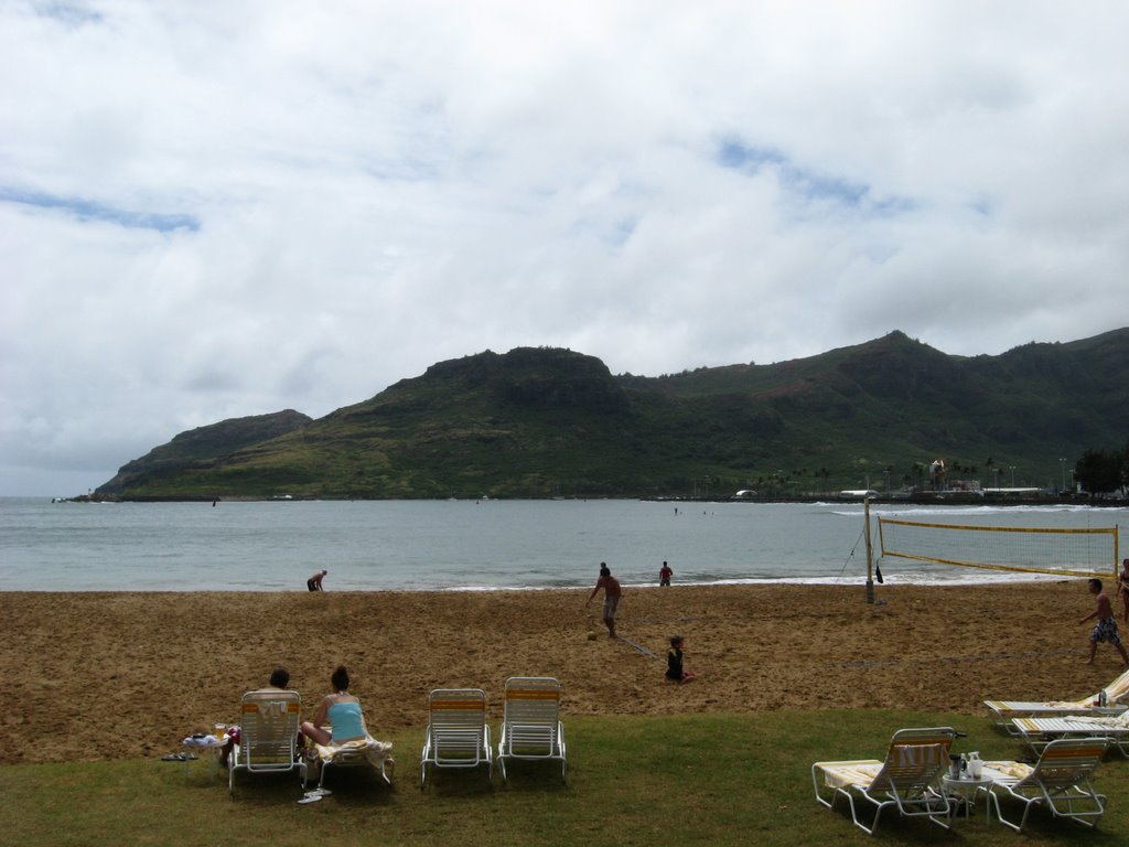 Looking over Kalapaki Bay and Nawiliwili Harbor by Mitch_?