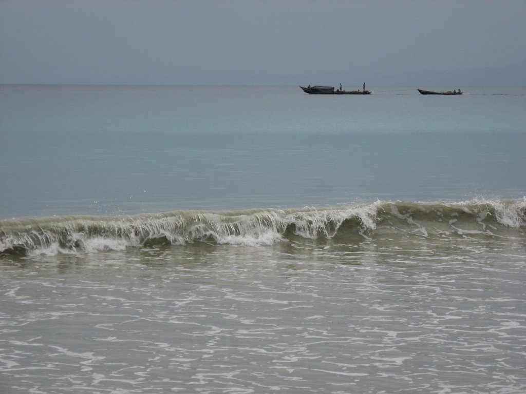 Fishing boats off Radhanagar Beach by Venugopalan Cheriyav…