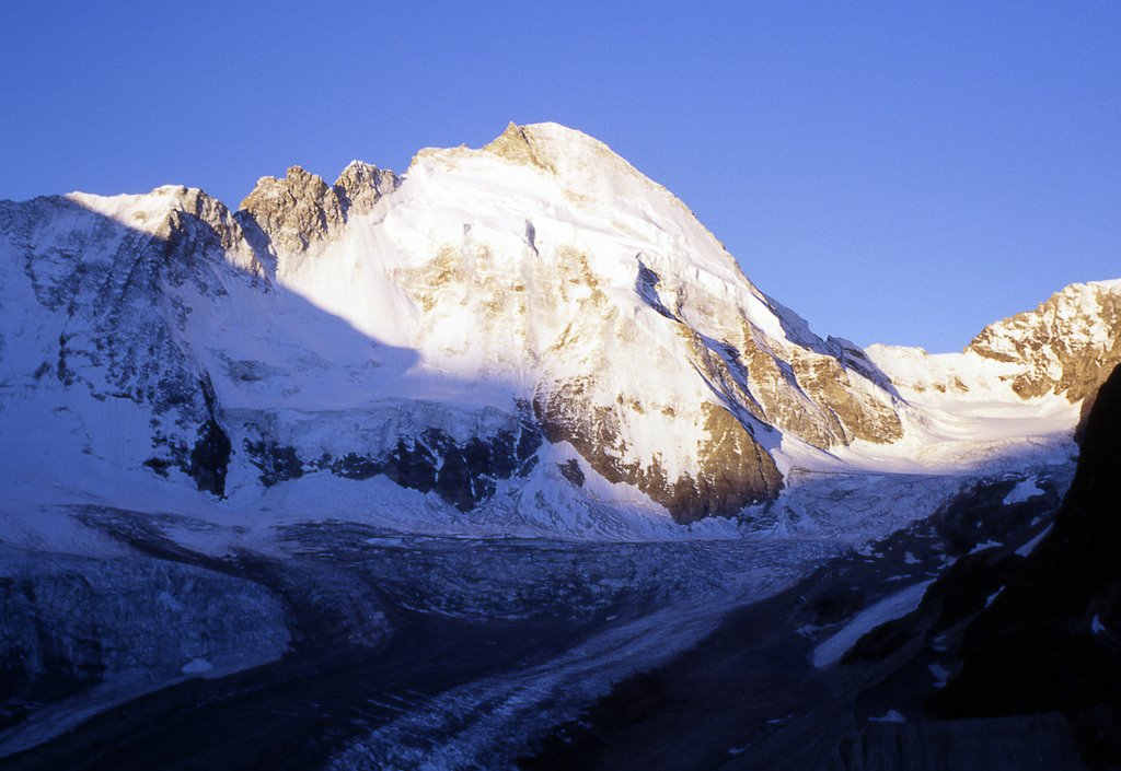 Dent d'Hèrens dalla Schönbielhutte by Giovanni Malinverni