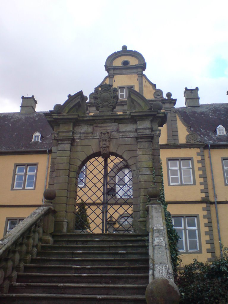 Schloss Eringerfeld Schlossparkseite by Robtob