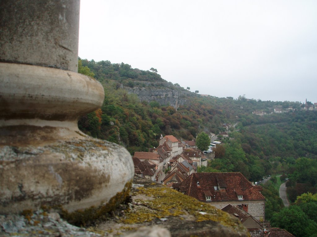 Rocamadour y L'Hospitalet desde un pasadizo del Santuario by Yago, Valladolid