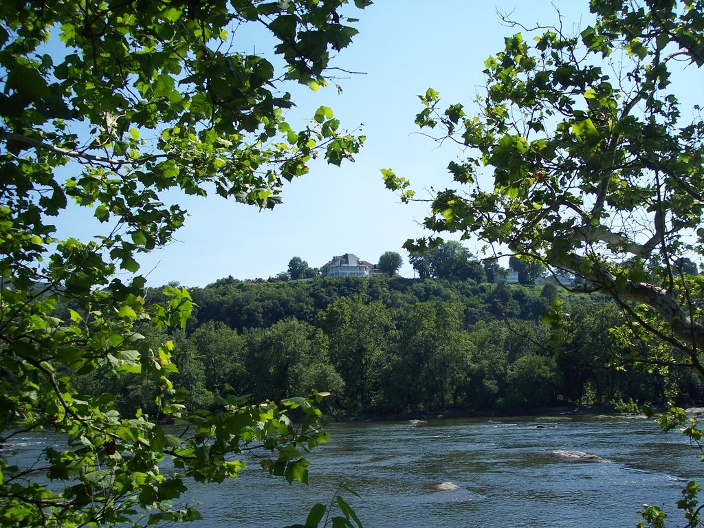 Hilltop Hotel from across the Potomac River by Georgiebird