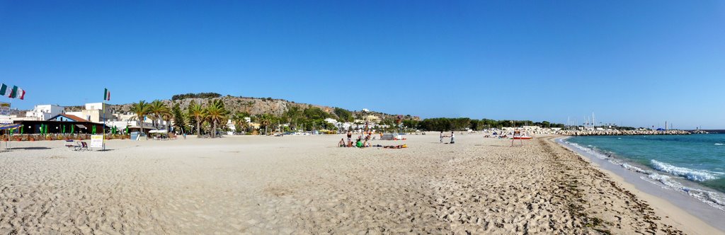 San Vito lo Capo, Trapani. by Nicola e Pina in Sicilia