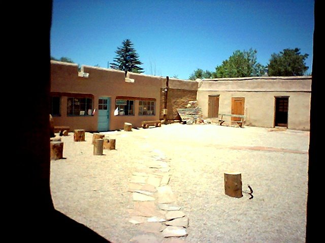 Courtyard Kit Carson House by chascoop