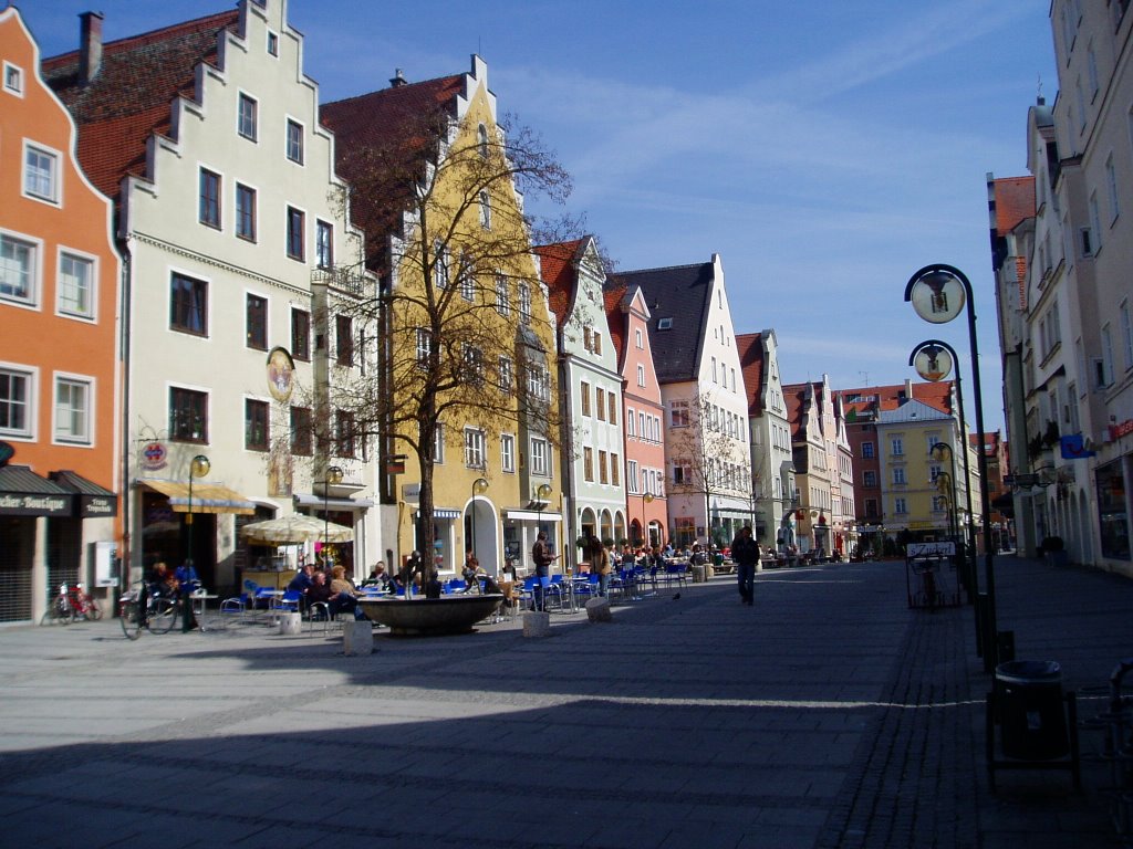 Ingolstadt Fußgängerzone by mikologne