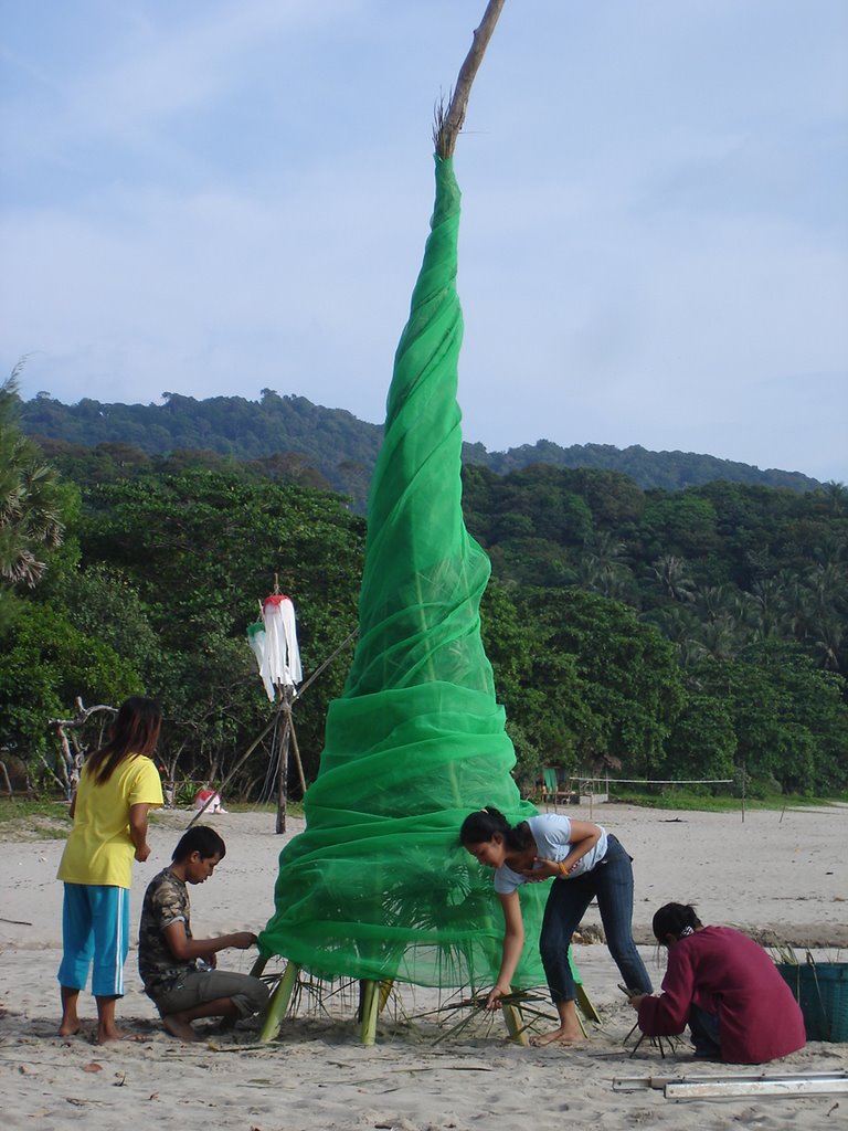 Christmas at Ko Lanta by r.vanhees