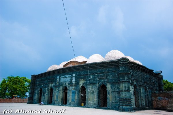 Choto Sona Mosque, Shibganj, Chapai Nawabganj, Bangladesh by Ahmed Sharif