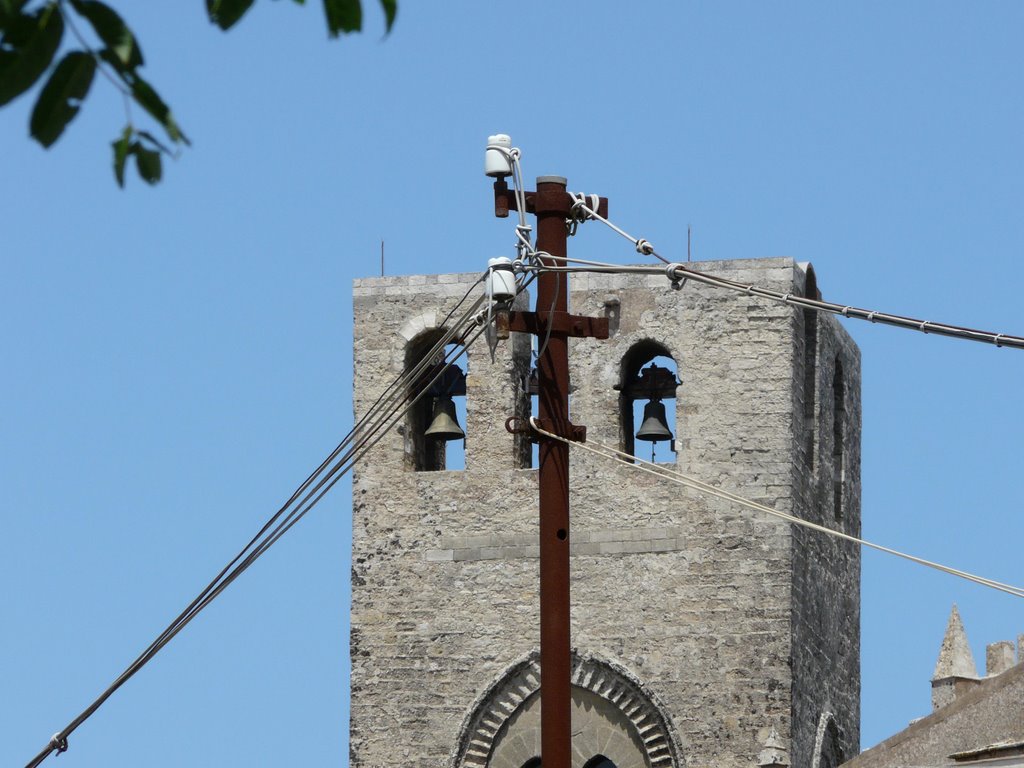 Capolavoro della Soprintendenza alle Belle Arti. Erice, Trapani. by Nicola e Pina in Sicilia