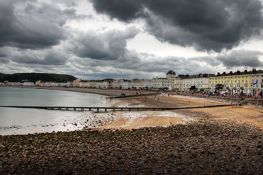 Llandudno by Mark Pitt