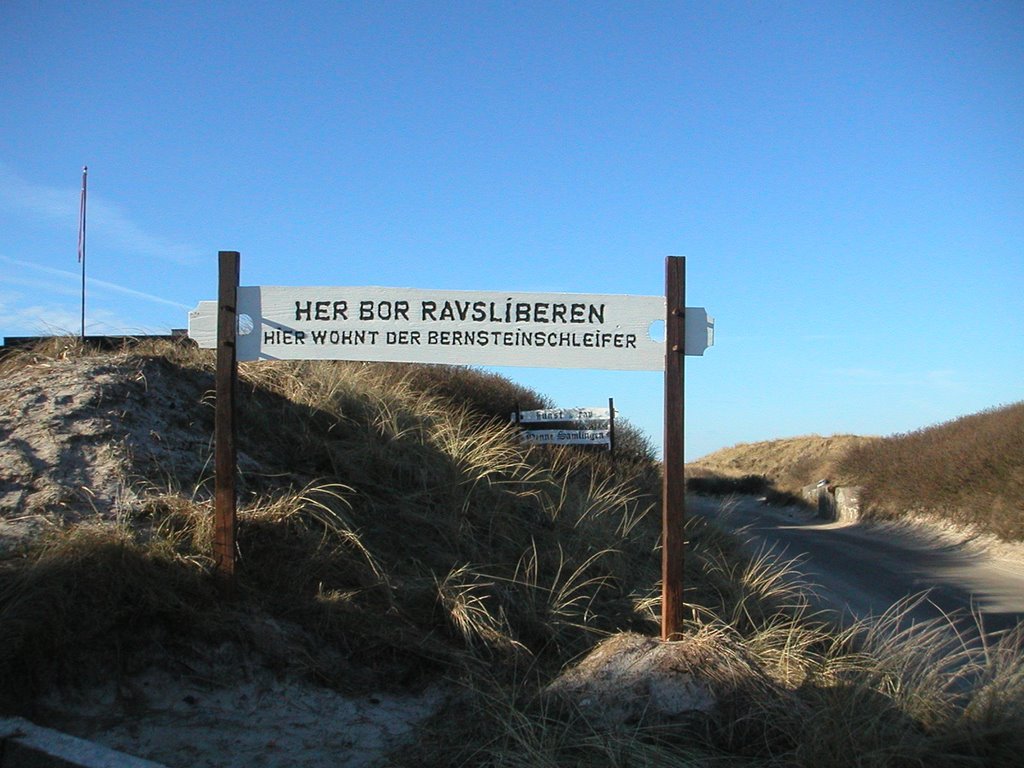 Sign of the amber grinder at Henne Strand by sTo-Pics