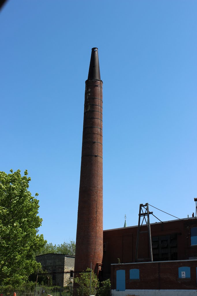 Chimney of former plant by pegase1972