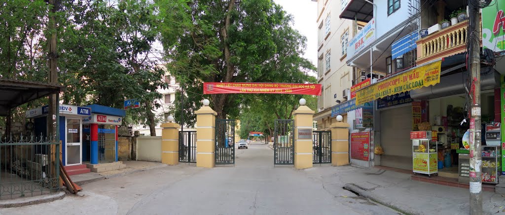 Hanoi University Trường Đại học Hà Nội Université de Hanoi ハノイ大学 河內大學 하노이 대학 ஹனோய் பல்கலைக்கழகம் by Thanh Việt Tiêu (TH…