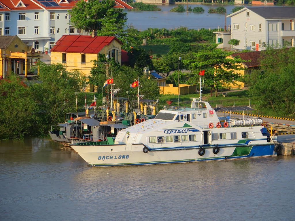 Thượng Lý, Hồng Bàng, Hải Phòng, Vietnam by Dần Lê