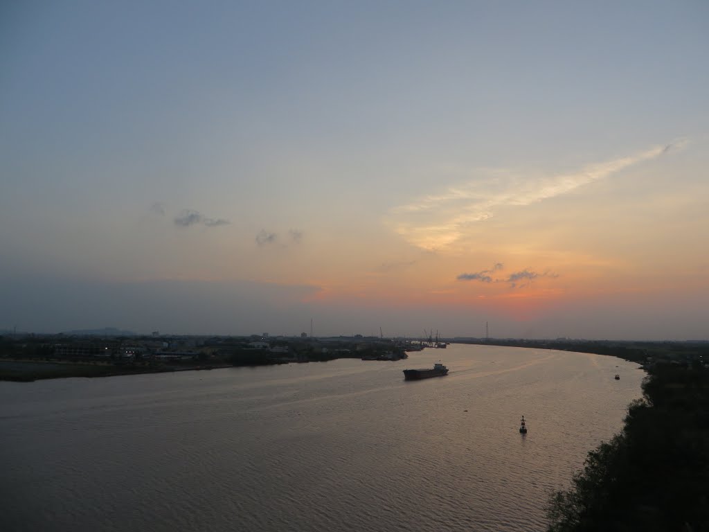 Thượng Lý, Hồng Bàng, Hải Phòng, Vietnam by Dần Lê