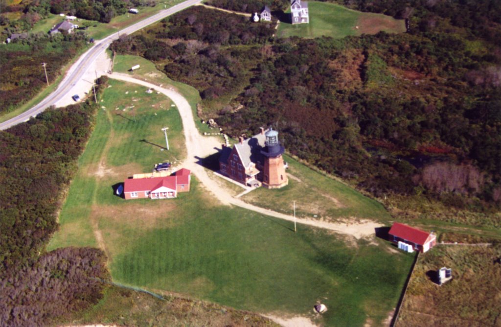 South East Lighthouse 10-2000 by tim_farmer