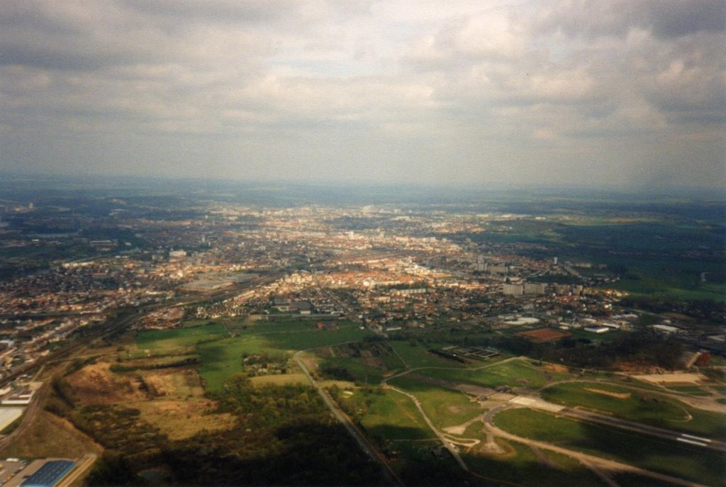 Metz (avec partie piste base de Frescaty) by ZykZak