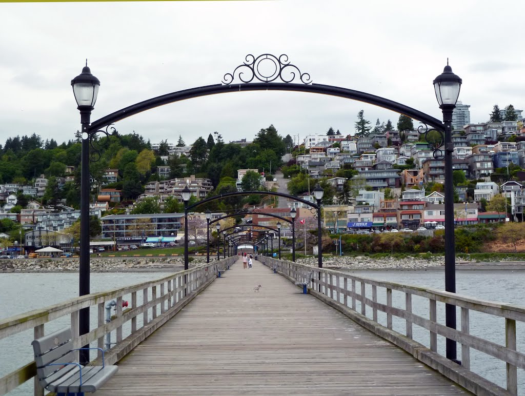 Pier at White Rock Beach, White Rock, BC by FGuertin