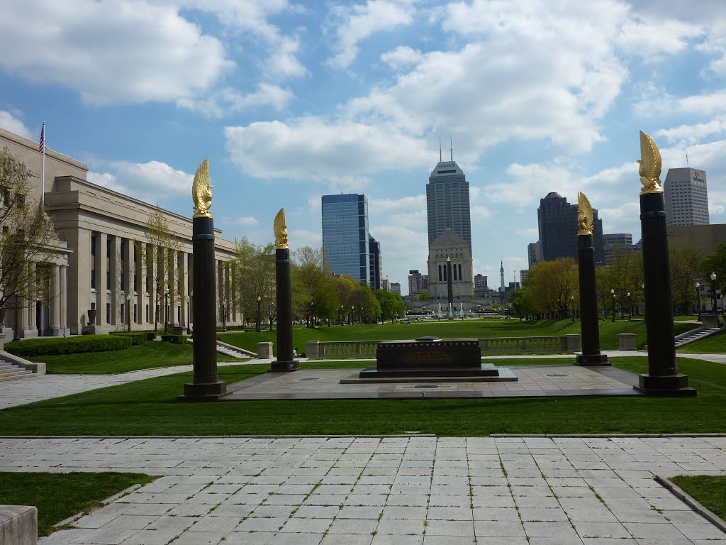 Veterans Memorial Plaza by Christophe Rochat