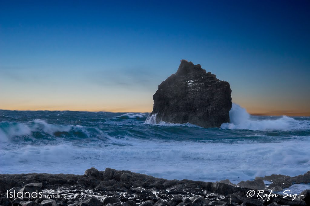 Rock in the sea by Rafn Sigurbjörnsson