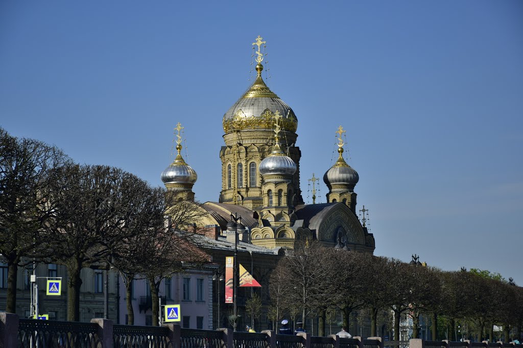 Vasileostrovsky District, St Petersburg, Russia by Андрей Гудошников