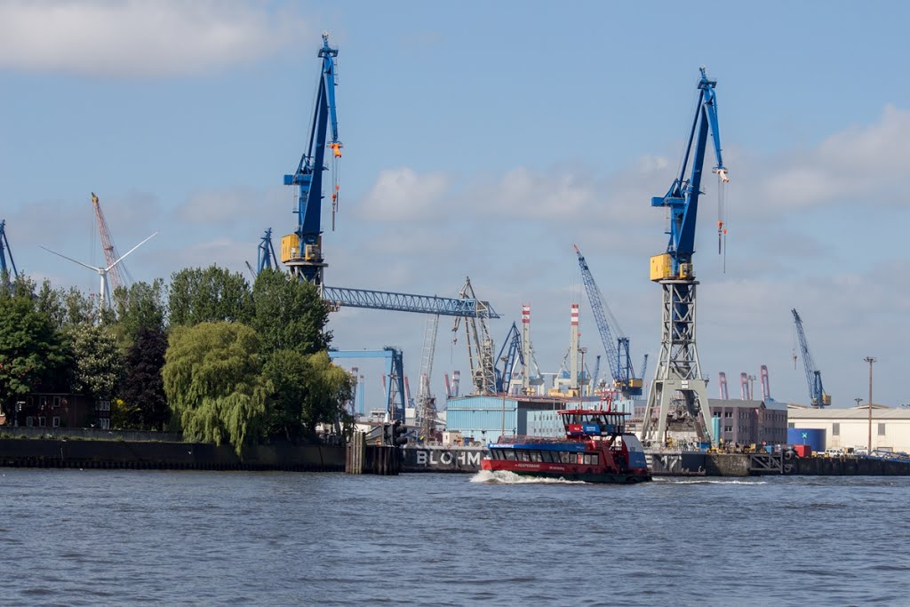 Hamburg, Hafen by Stephan Meisel