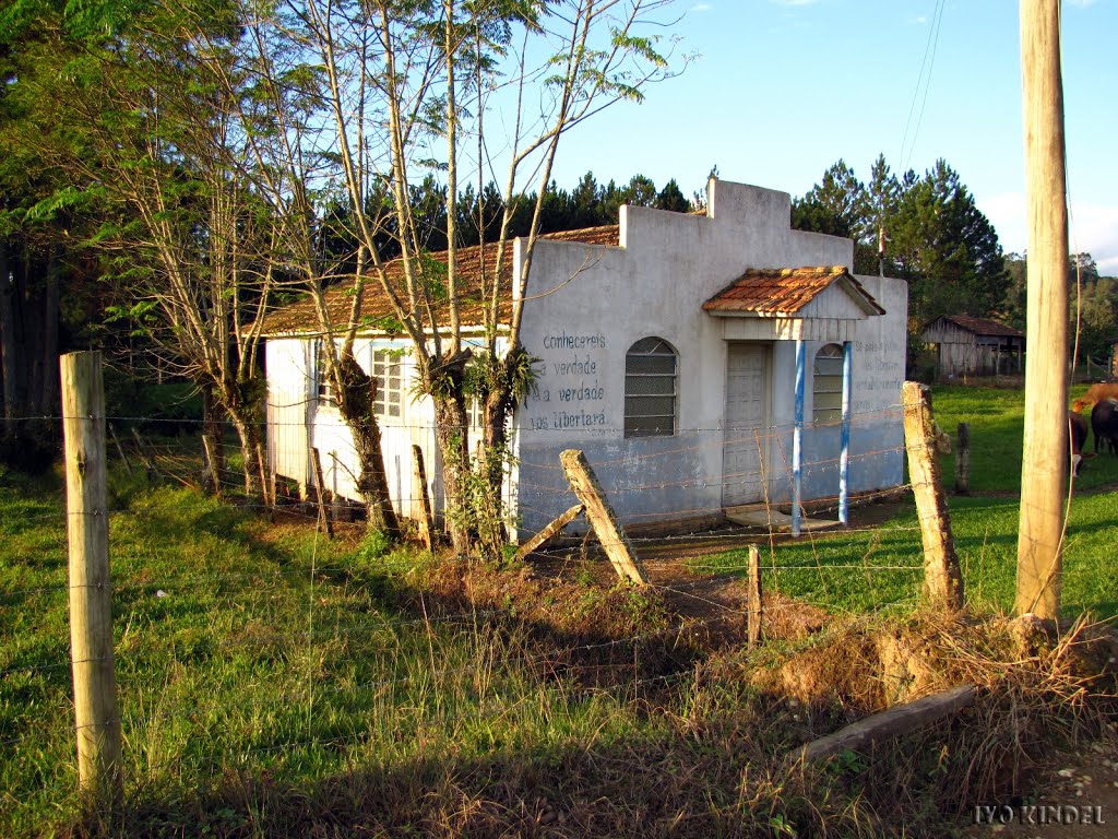 Igreja evangélica de Rio Azul by Ivo Kindel