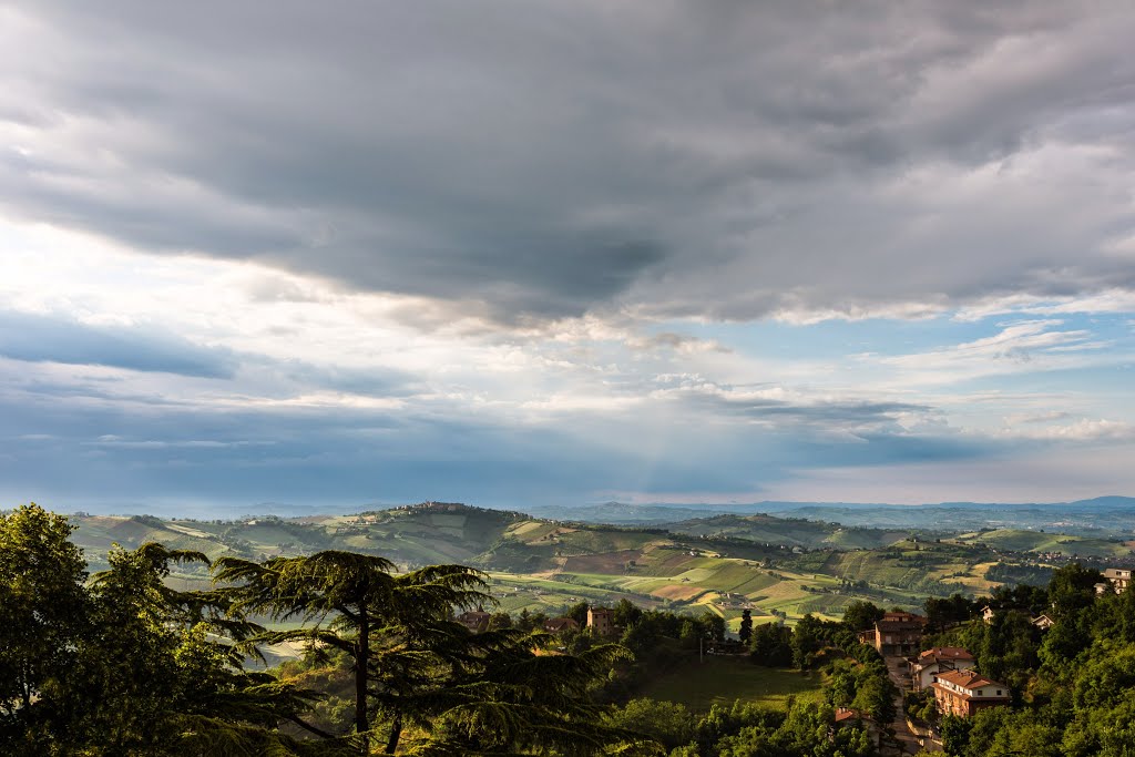 Looking across the Aso valley (Valdaso) from Montalto delle Marche by Mike Scott