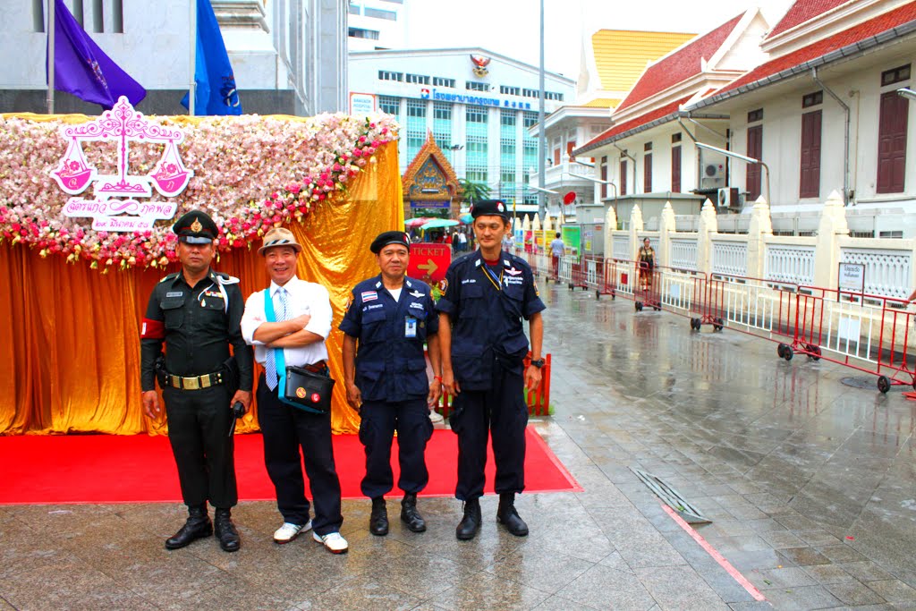 Talat Noi, Samphanthawong, Bangkok, Thailand by quanphe ngoduc