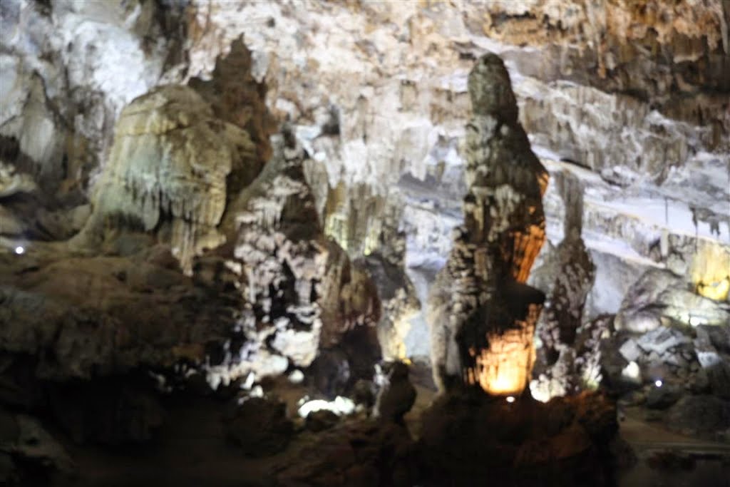 Phong Nha, Sơn Trạch, Bố Trạch, Quảng Bình, Vietnam by nguoi liemsi