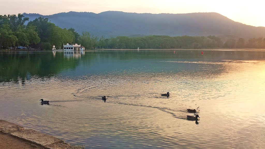 Estany de Banyoles by Luitxi