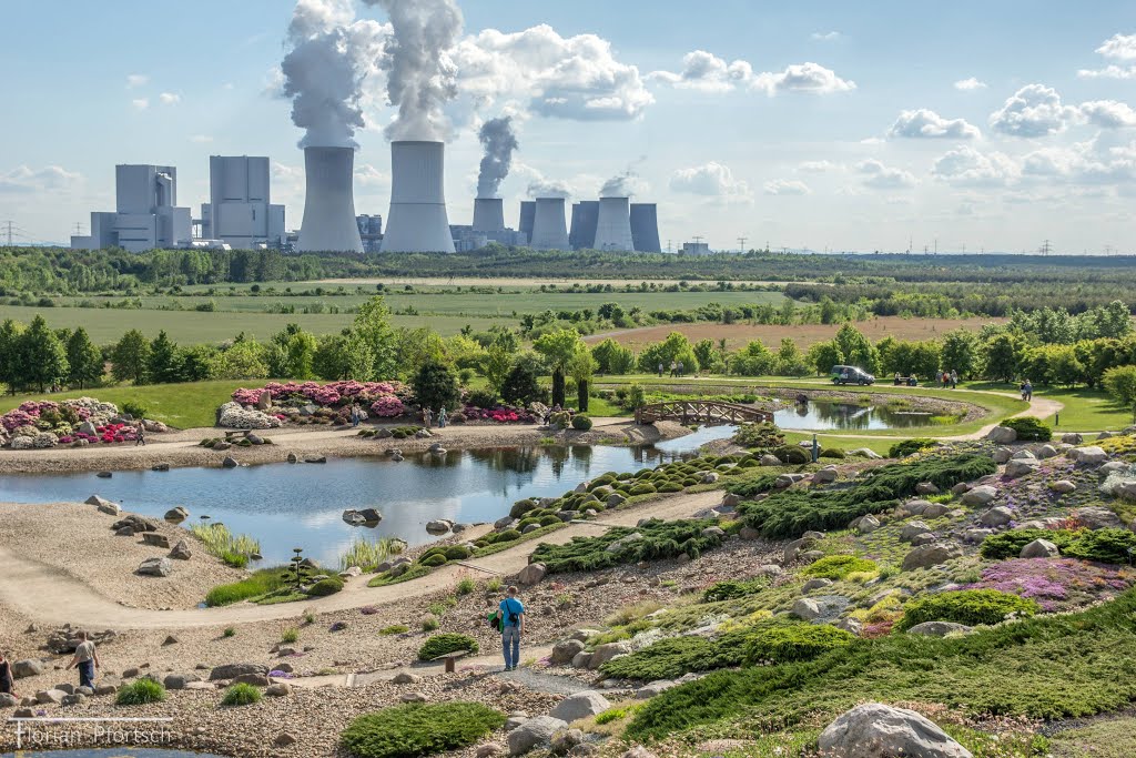 Das Kraftwerk am Findlingspark, Mai 2015 by Florian Pförtsch