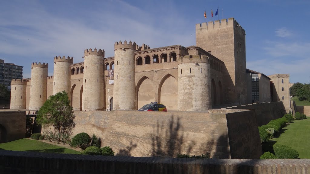 Zaragoza-Aljaferia by oenanthe   ♥ Pano ♥