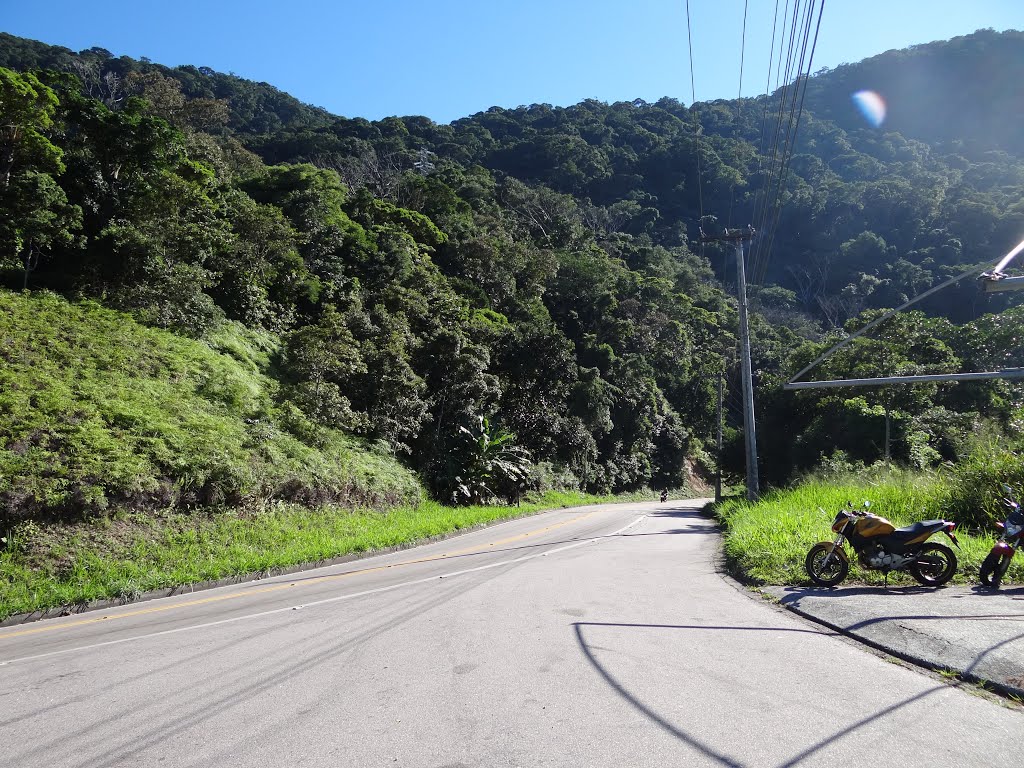 LITORAL DA SERRA DO MAR by Eliezer Crispim