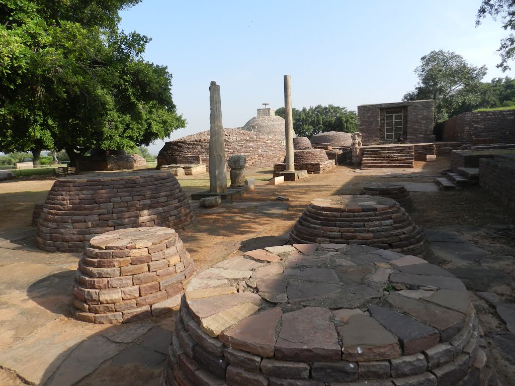 Stupa 3 at Sanchi, Bhopal, Madhya Pradesh by Jereesh Thomas