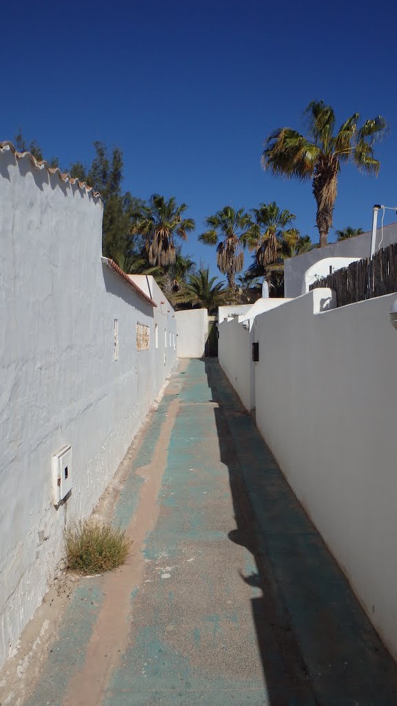 Back street Costa Calma by Frank de Meer