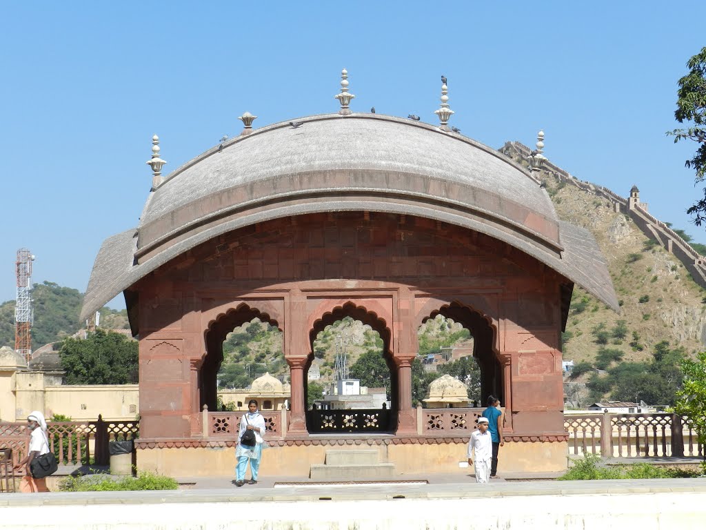 Amer Fort, Jaipur, Rajasthan by Jereesh Thomas