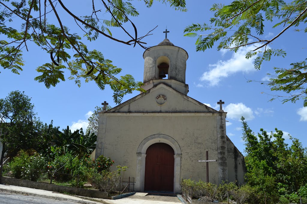 IGLESIA DE SAN DIEGO DE LOS BAÑOS. LOS PALACIOS. PINAR DEL RÍO. by CÉSAR O. GÓMEZ LÓPEZ