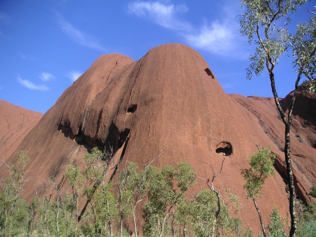 Uluru (Ayers Rock) by broste66