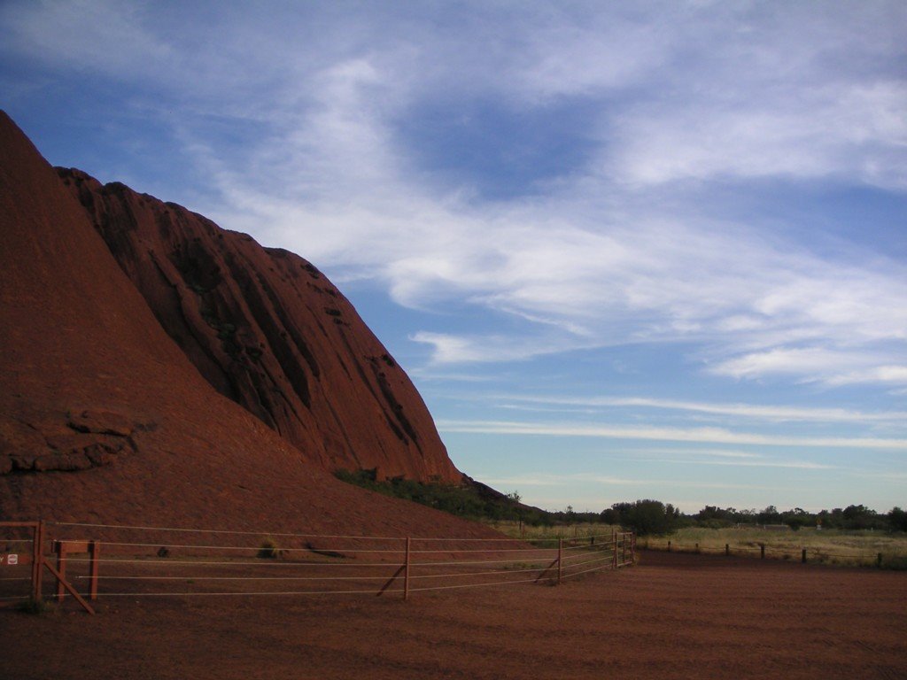 Uluru (Ayers Rock) by broste66