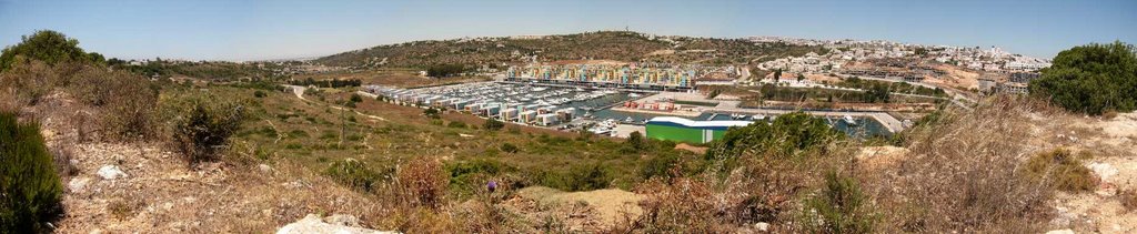 Albufeira Marina by André Meystre