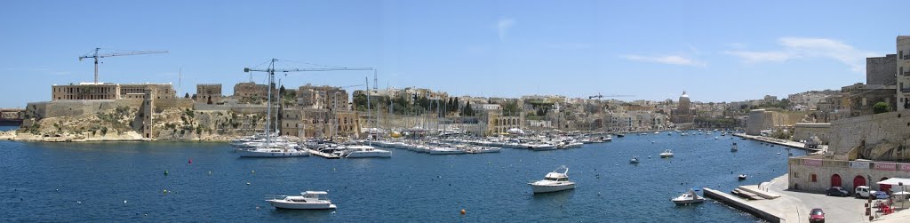 Kalkara Creek by hubi1802