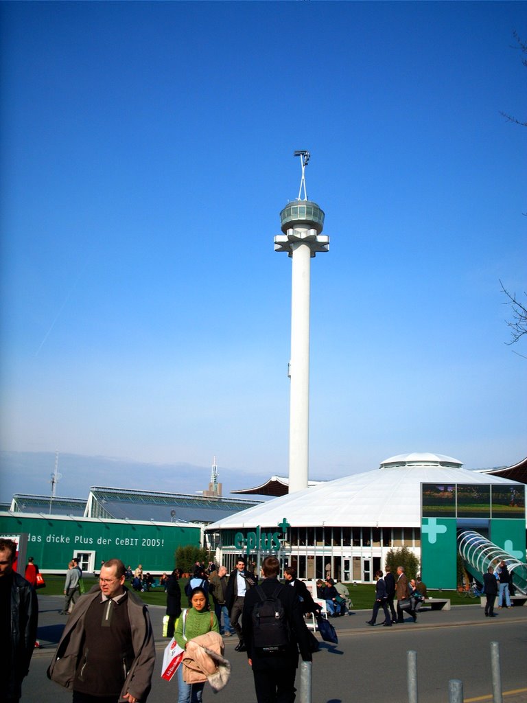 Cebit Messe Hannover by DerWellenreiter