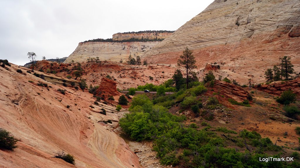 Kane County, UT, USA by Mickey Løgitmark