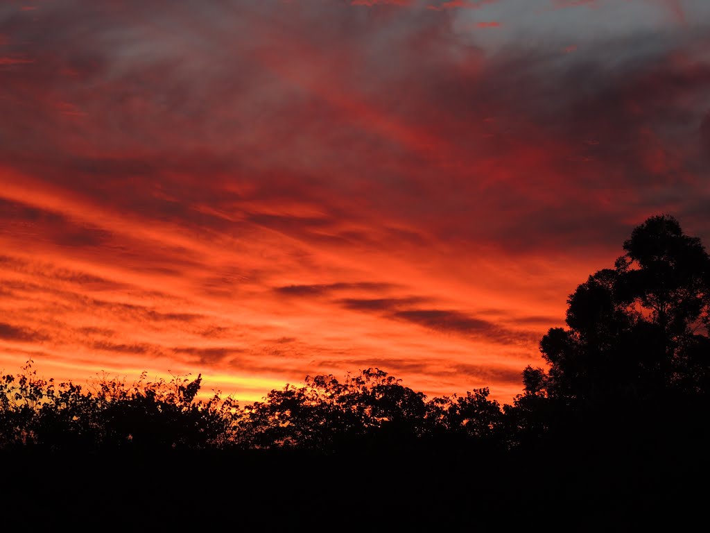 Entardecer visto do Jd.Bonfiglioli, São Paulo-SP by Mauro Antonio Boff