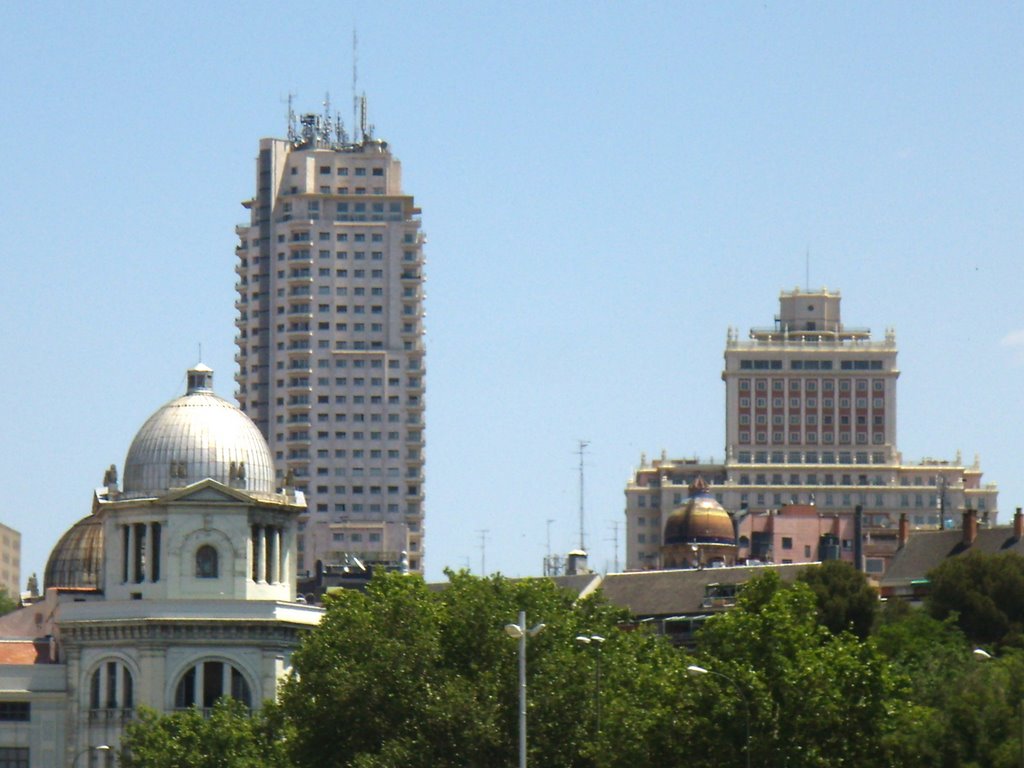 EDIFICIO ESPAÑA Y TORRE DE MADRID DESDE PRINCIPE PIO by GREGORIO MIGUEL MORA…