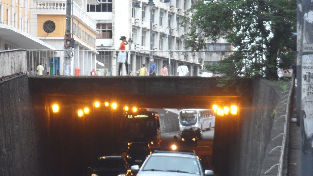 Rua Padre Meira. Saída do Túnel. Centro da Cidade. PB.. by Ben Hur Brito